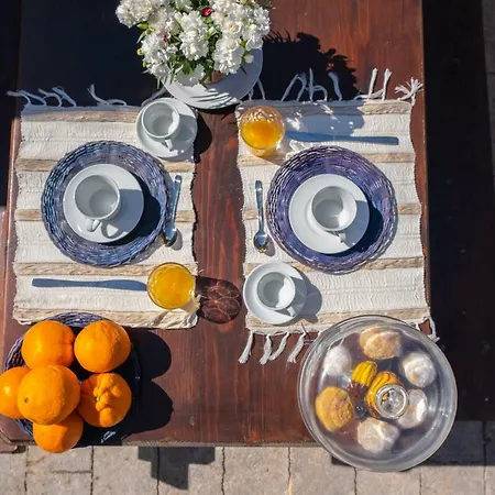 Charming Private Pool Villa Cefalu