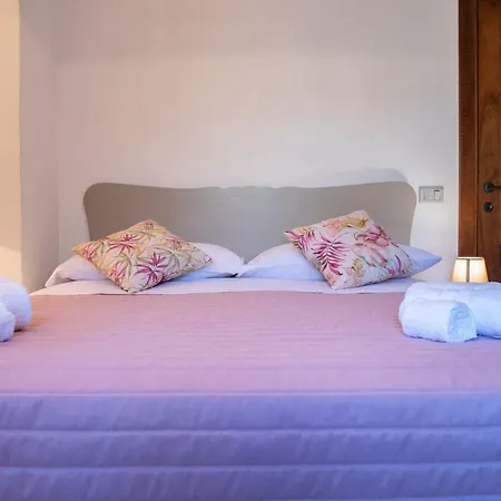 Charming Private Pool Villa Cefalu